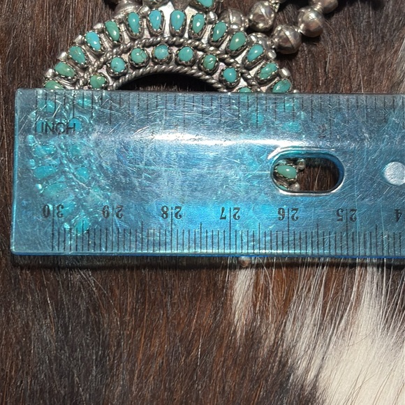 Gorgeous squash blossom turquoise and sterling silver. - Picture 4 of 6